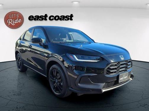 Crystal Black Pearl 2027 Honda HR-V Sport