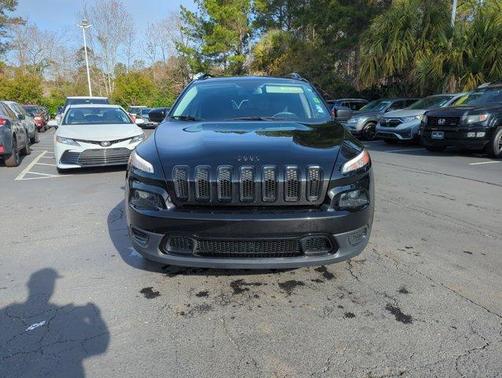 2017 Jeep Cherokee Altitude