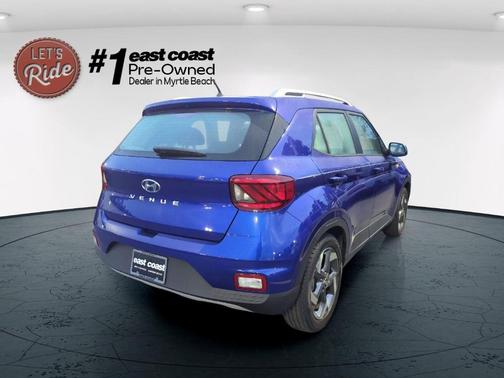 2023 Hyundai VENUE SEL
