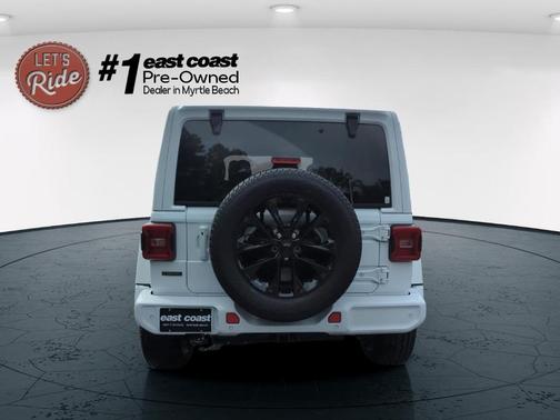 2021 Jeep Wrangler Unlimited Sahara Altitude