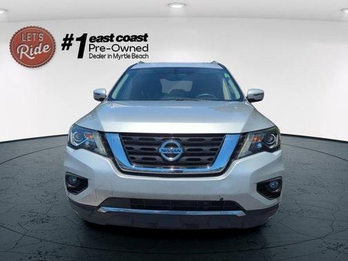 Brilliant Silver Metallic 2019 Nissan Pathfinder SV