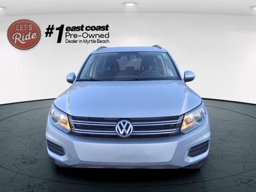 Reflex Silver Metallic 2017 Volkswagen Tiguan Limited 2.0T