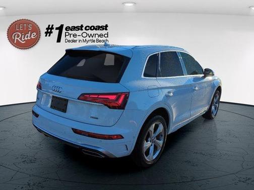 2022 Audi Q5 45 S line Prestige