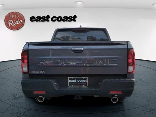 Modern Steel Metallic 2026 Honda Ridgeline RTL