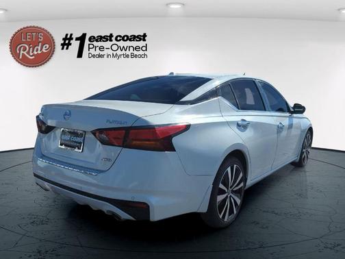 2022 Nissan Altima 2.5 Platinum