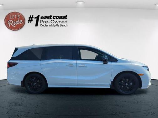 Platinum White Pearl 2024 Honda Odyssey Sport
