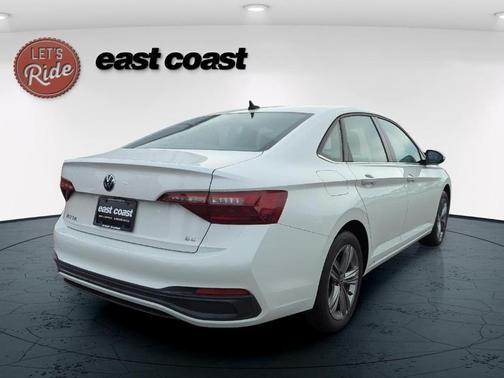 2022 Volkswagen Jetta 1.5T SE