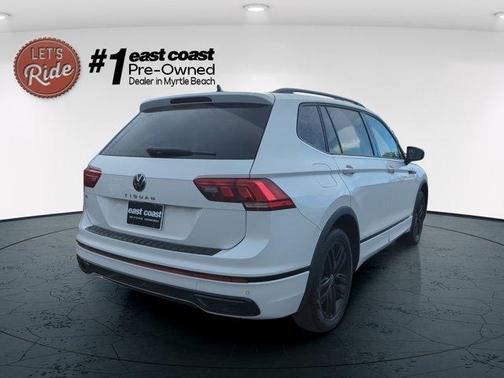 2022 Volkswagen Tiguan 2.0T SE R-Line Black