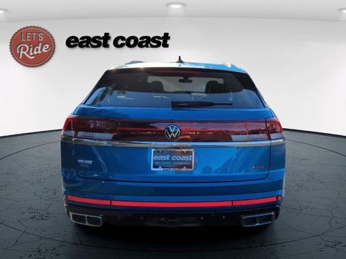 2024 Volkswagen Atlas Cross Sport 2.0T SEL R-Line