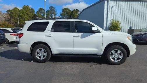 2016 Toyota Sequoia SR5