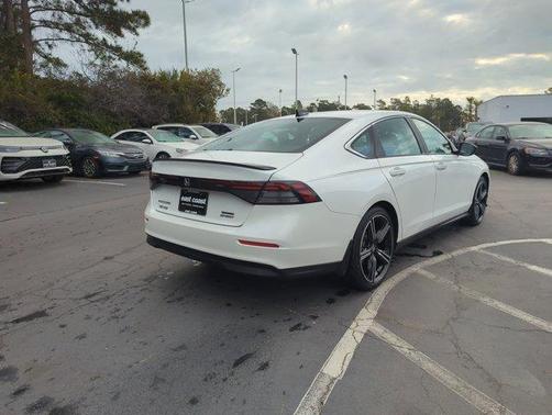 Platinum White Pearl 2024 Honda Accord Hybrid Sport