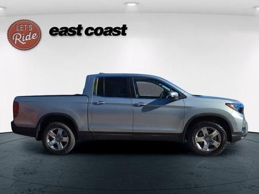 Solar Silver Metallic 2026 Honda Ridgeline RTL