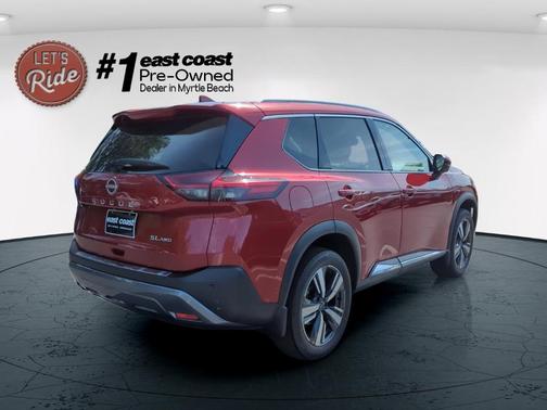 2022 Nissan Rogue SL