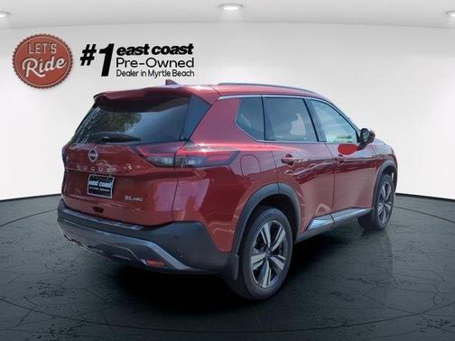 2022 Nissan Rogue SL