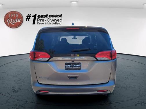 2017 Chrysler Pacifica Touring