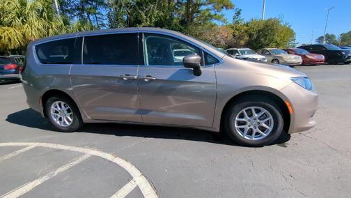 2017 Chrysler Pacifica Touring
