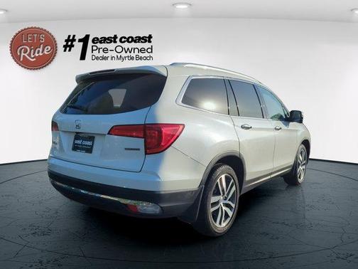 White Diamond Pearl 2018 Honda Pilot Touring