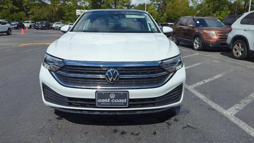 2023 Volkswagen Jetta 1.5T SE