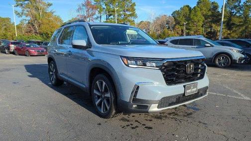 2023 Honda Pilot Touring