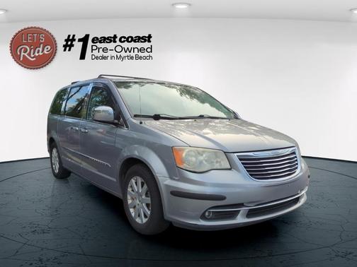 2013 Chrysler Town & Country Touring