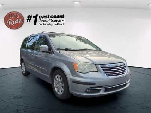 2013 Chrysler Town & Country Touring