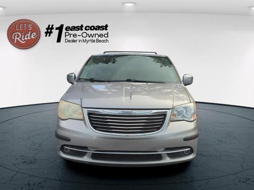 2013 Chrysler Town & Country Touring