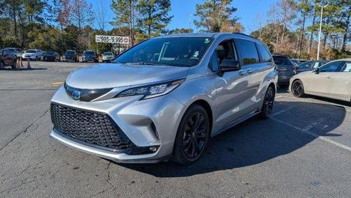 2022 Toyota Sienna XSE 7 Passenger