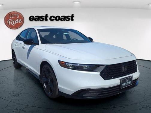 Platinum White Pearl 2026 Honda Accord Hybrid Sport-L