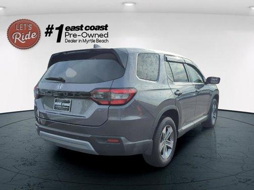 2023 Honda Pilot EX-L 8-Passenger