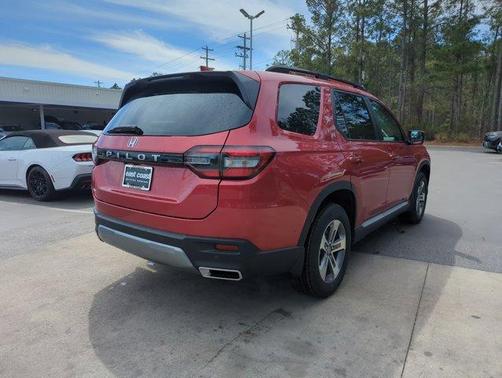 Radiant Red Metallic II 2026 Honda Pilot EX-L