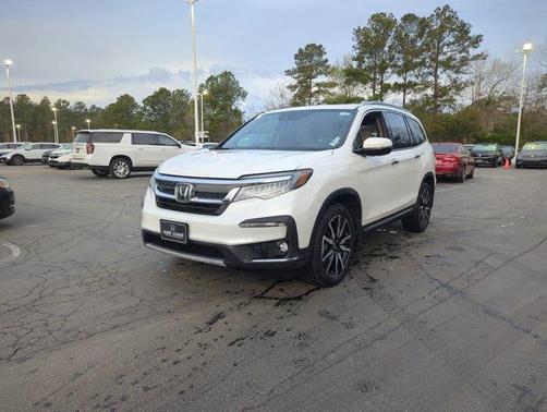 2022 Honda Pilot Touring 7-Passenger