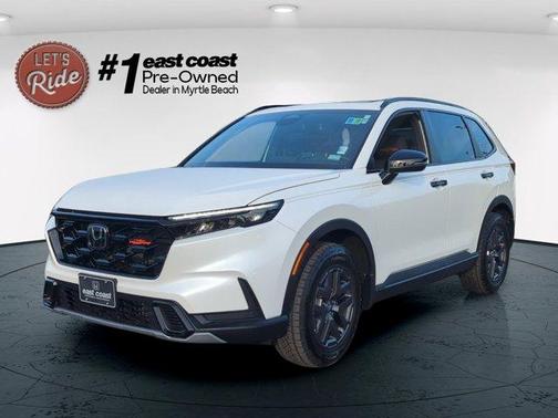 Platinum White Pearl 2026 Honda CR-V Hybrid TrailSport