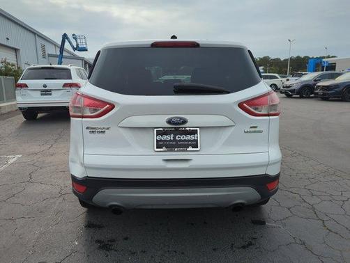 Oxford White 2014 Ford Escape SE