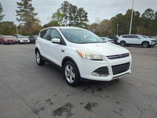 Oxford White 2014 Ford Escape SE