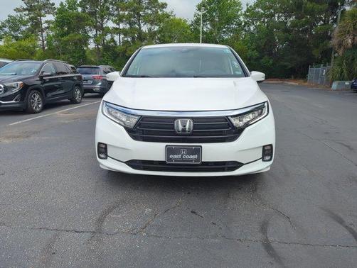 Platinum White Pearl 2024 Honda Odyssey EX