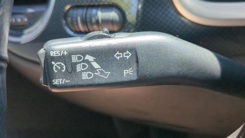2012 Volkswagen Beetle 2.0T Turbo