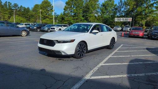2025 Honda Accord Hybrid Touring