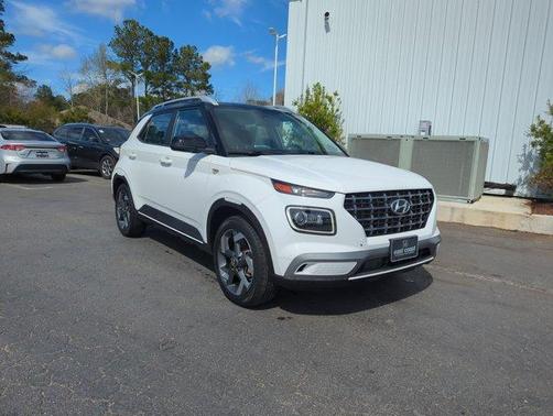 2023 Hyundai VENUE Limited