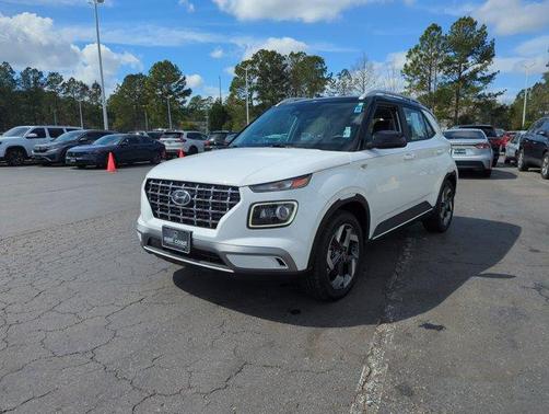 2023 Hyundai VENUE Limited