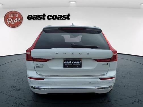 2022 Volvo XC60 B6 Inscription