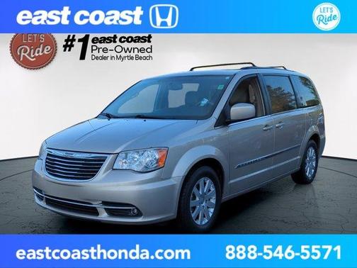 2015 Chrysler Town & Country Touring