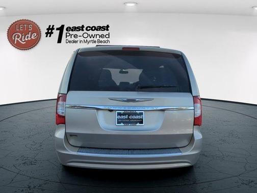 2015 Chrysler Town & Country Touring