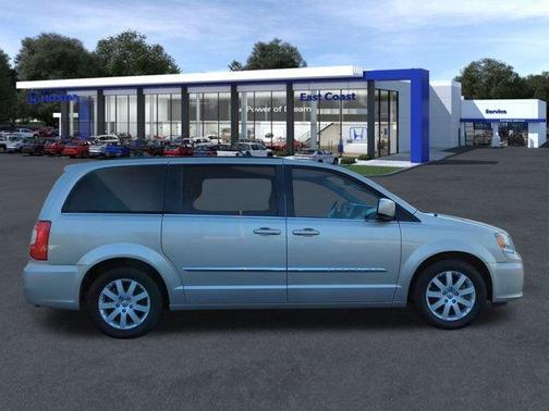 2015 Chrysler Town & Country Touring