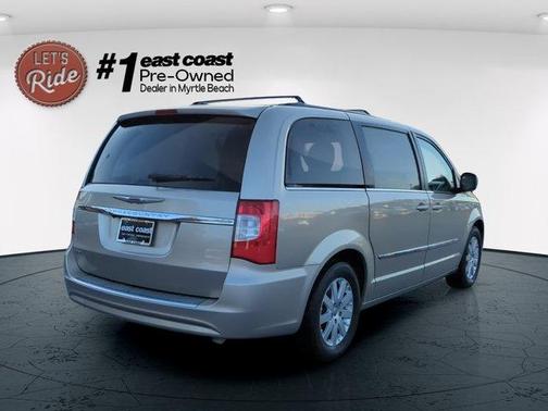 2015 Chrysler Town & Country Touring