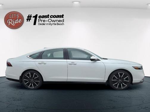 2023 Honda Accord Hybrid Touring