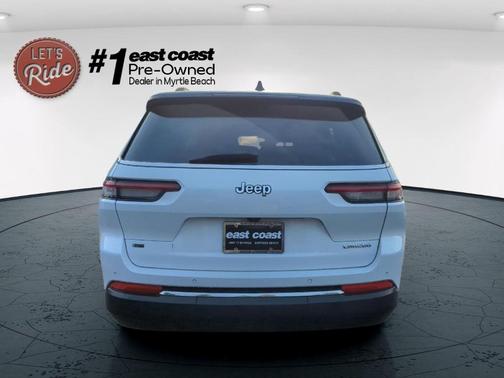 2022 Jeep Grand Cherokee L Laredo