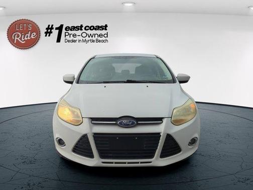 Oxford White 2012 Ford Focus SE