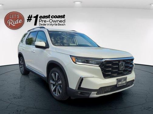 Platinum White Pearl 2025 Honda Pilot Touring