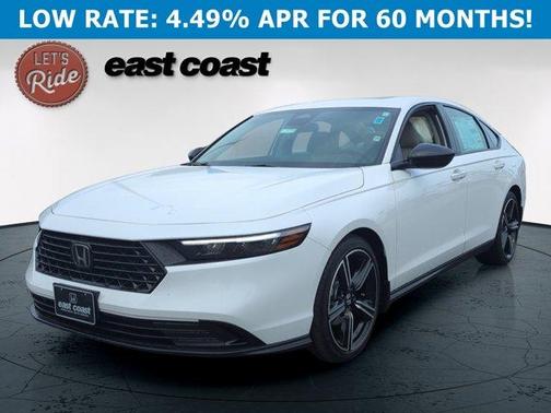 Platinum White Pearl 2026 Honda Accord SE