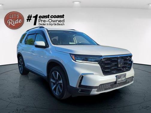 Platinum White Pearl 2023 Honda Pilot Touring